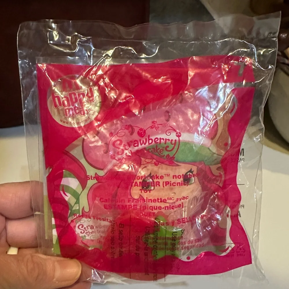 2009 STRAWBERRY SHORTCAKE #7 NOTEBOOK STAMPER MCDONALDS HAPPY MEAL TOY PROMOTION